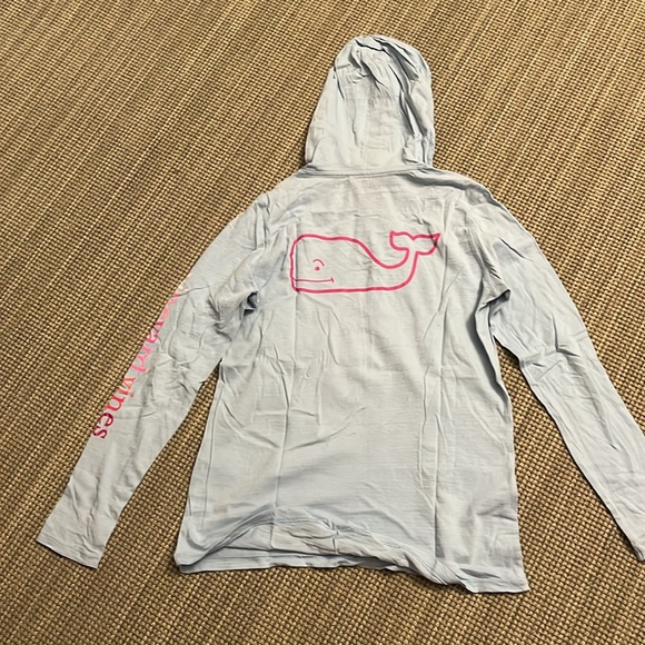 Women’s Vineyard Vines Hooded T-shirt size Small excellent condition - Picture 2 of 2
